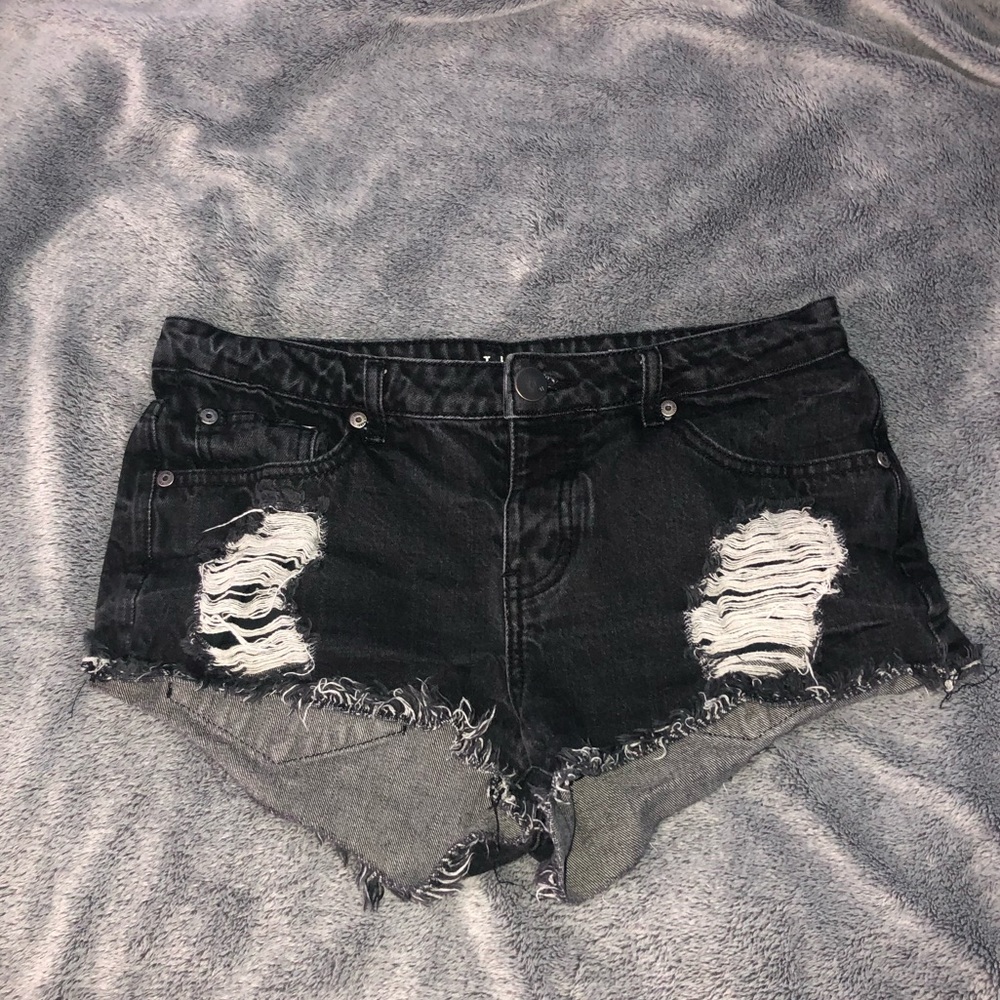 American Eagle Mid Rise shorts